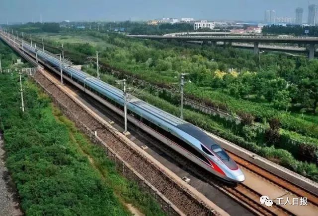 ob欧宝:中国中铁刚刚宣布坐火车可以用积分换火车票，959预购
