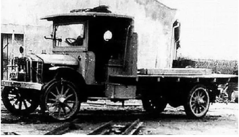 ob欧宝:前辈先驱创业难一波三折造车路1901年中国汽车工程学会在长春